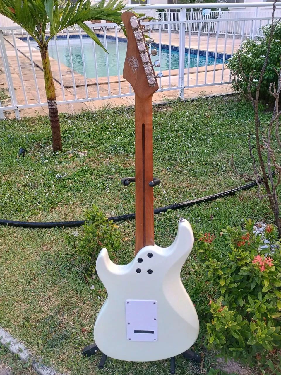 Guitarra Cort G260 CS - Foto 5