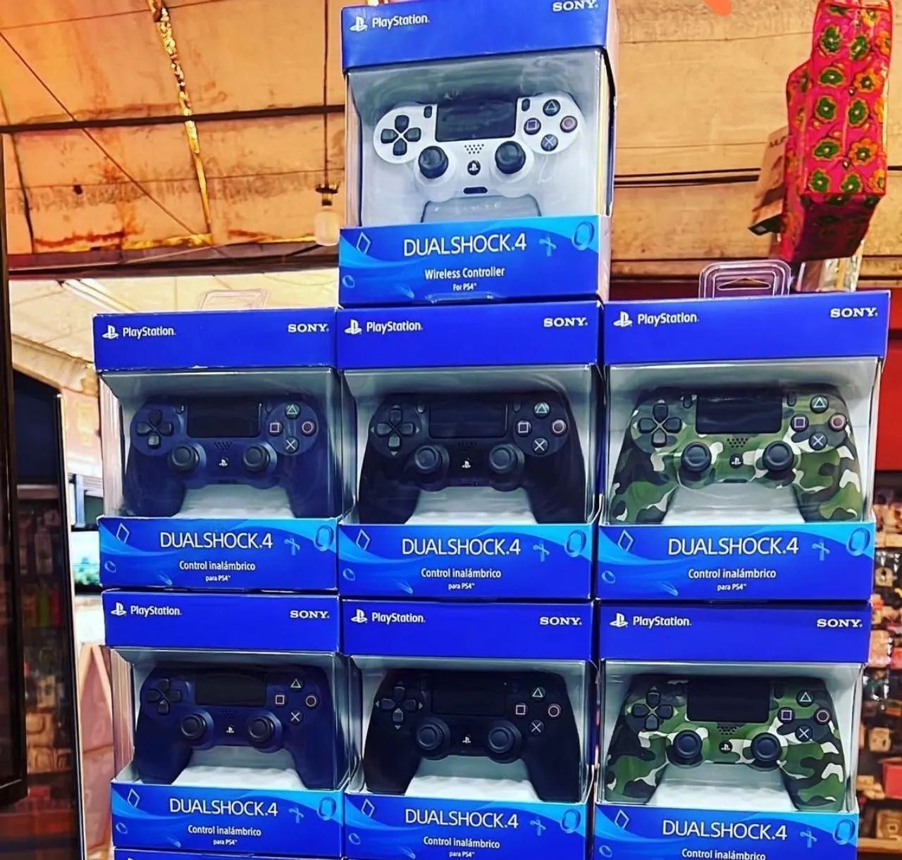 Controle PS4 - várias cores 