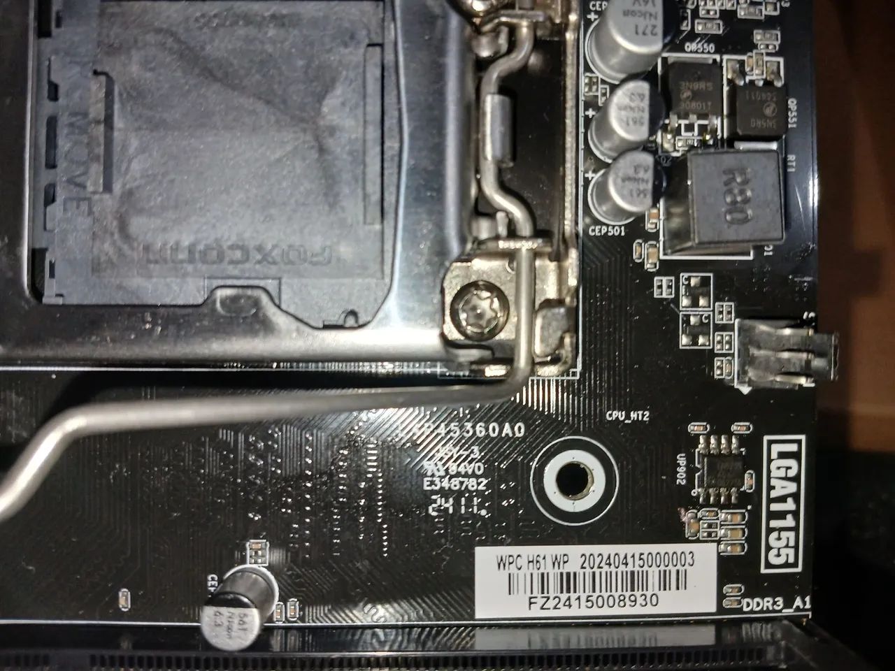 Placa-Mãe H61 LGA1155 DDR3 Com Defeito Para Retirada de Peças - Foto 2