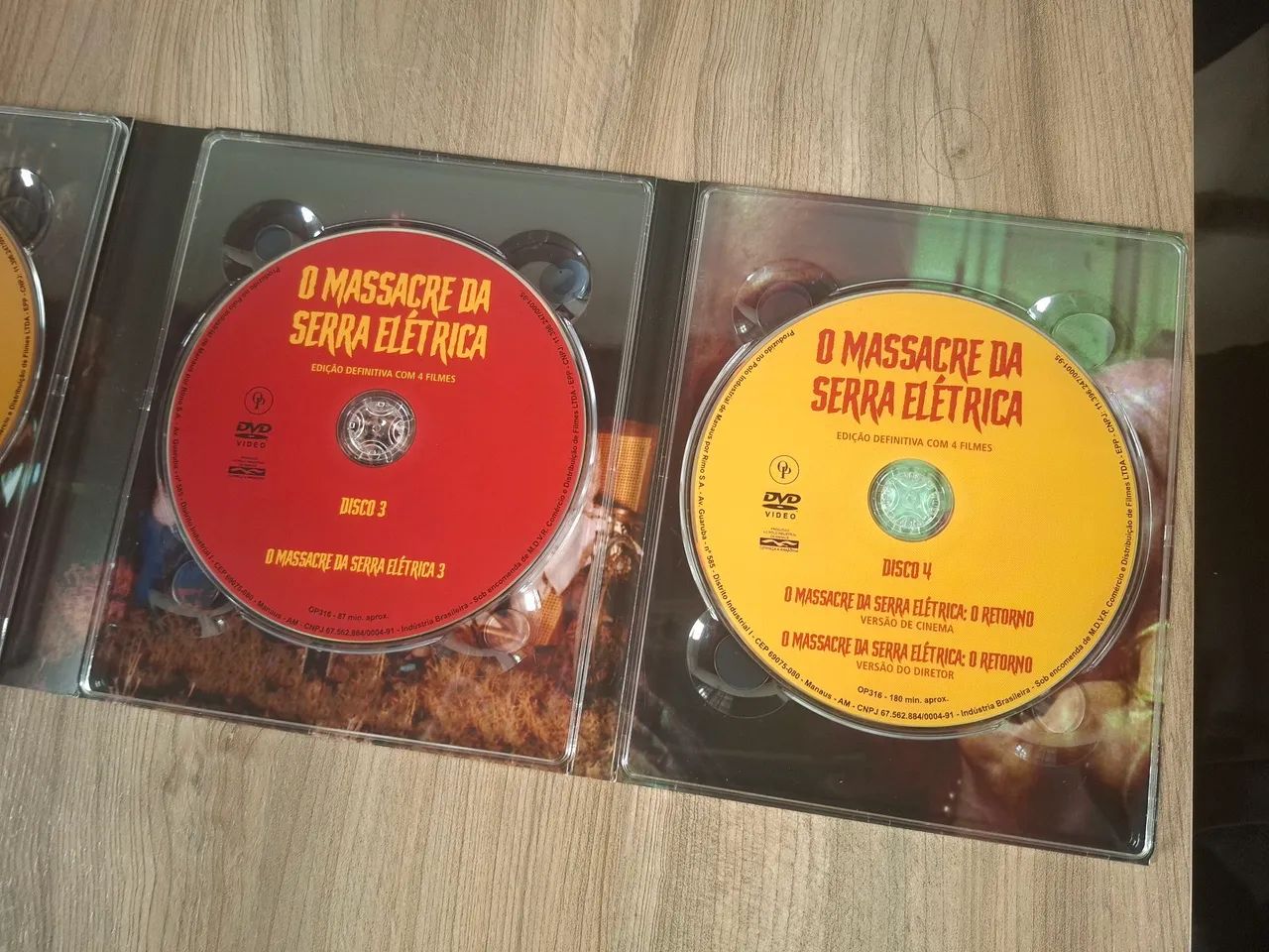 Blu-ray Coleção O Massacre da Serra Elétrica (4 Filmes) - Foto 5