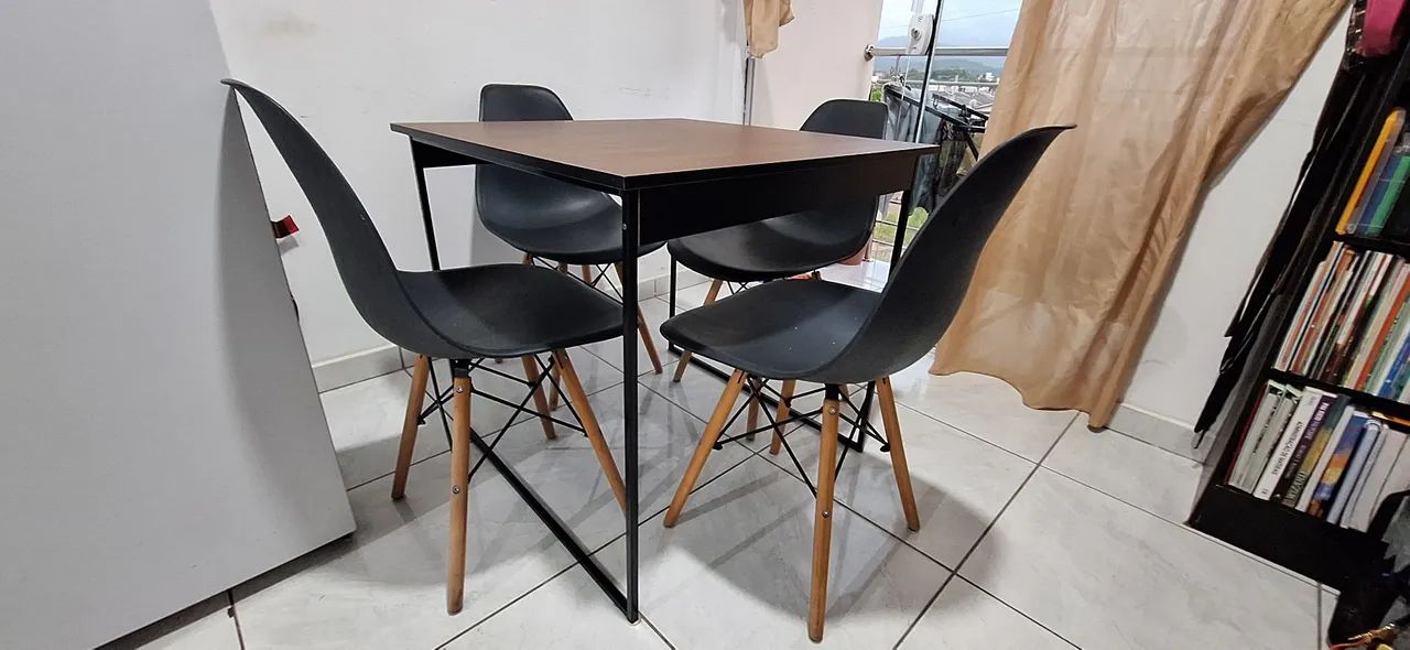 Mesa e cadeiras - Foto 3