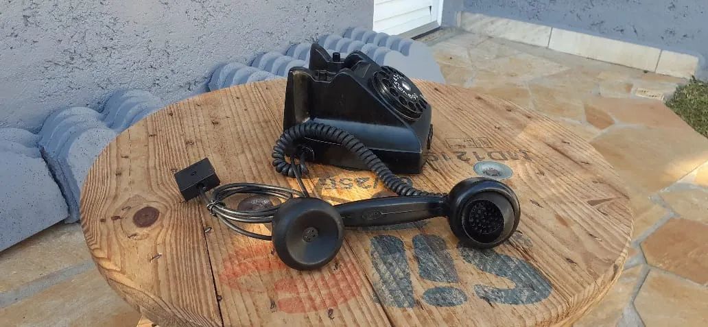 Telefone antigo de Baquelite anos 60 Ericsson a disco - Ítem de colecionador - Foto 4