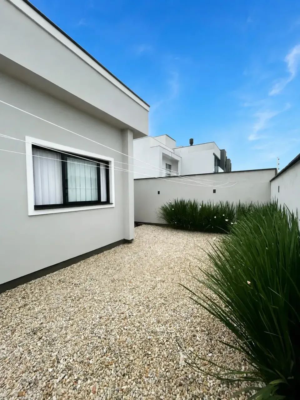 Casa Geminada para venda 3 dormitórios sendo 1 suíte! Em Tijucas - Foto 2