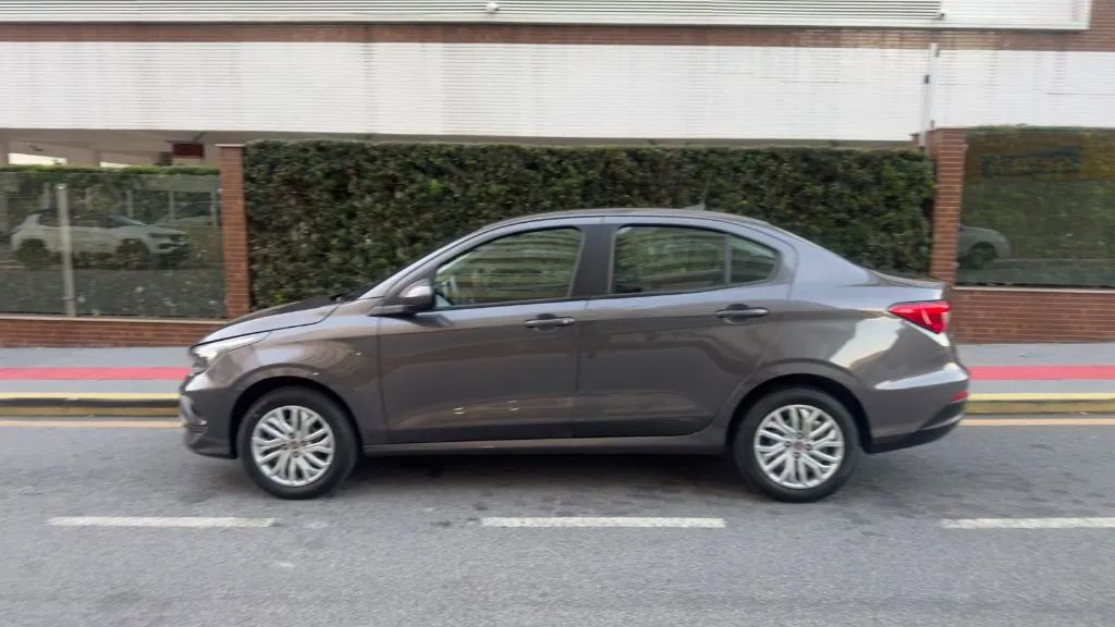 Fiat Cronos 1.8 16V Flex Aut. (pcd) 2020 - Foto 3