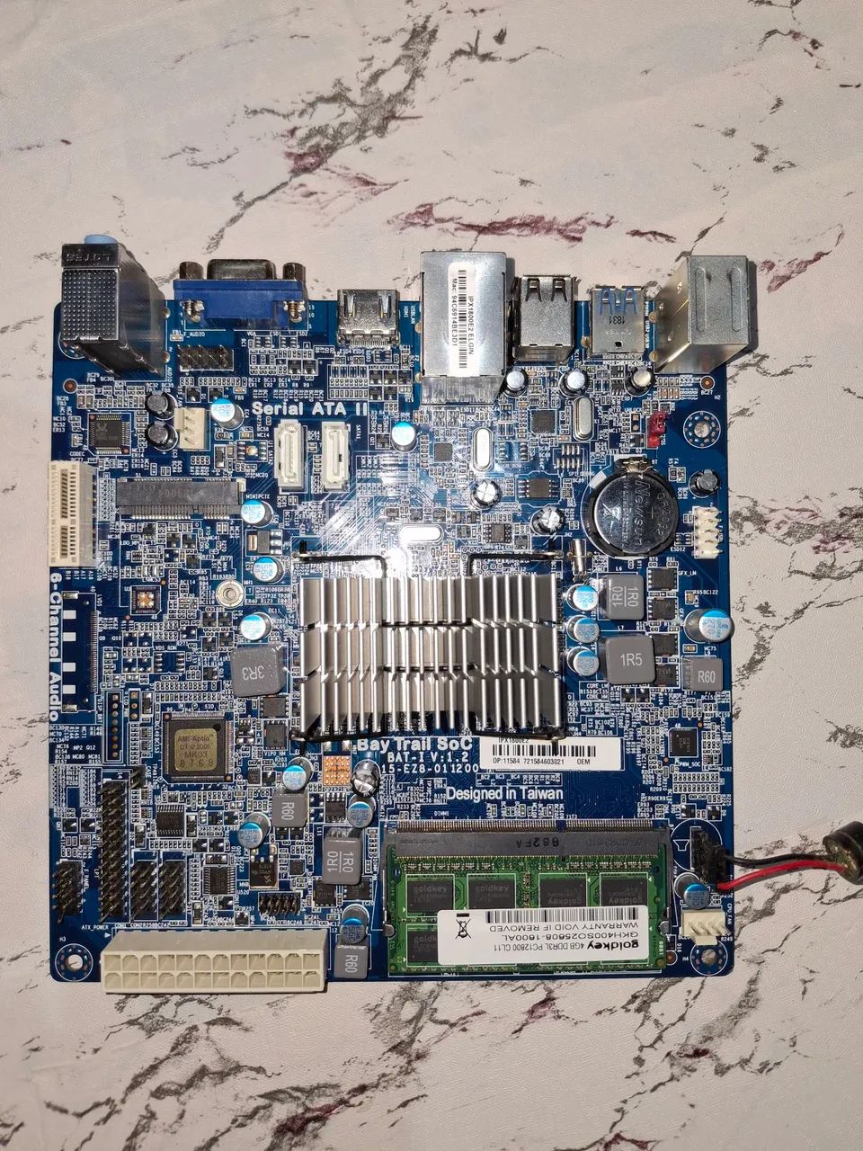 placa-mãe PCWare IPX1800E2 (padrão Mini-ITX)  - Foto 3