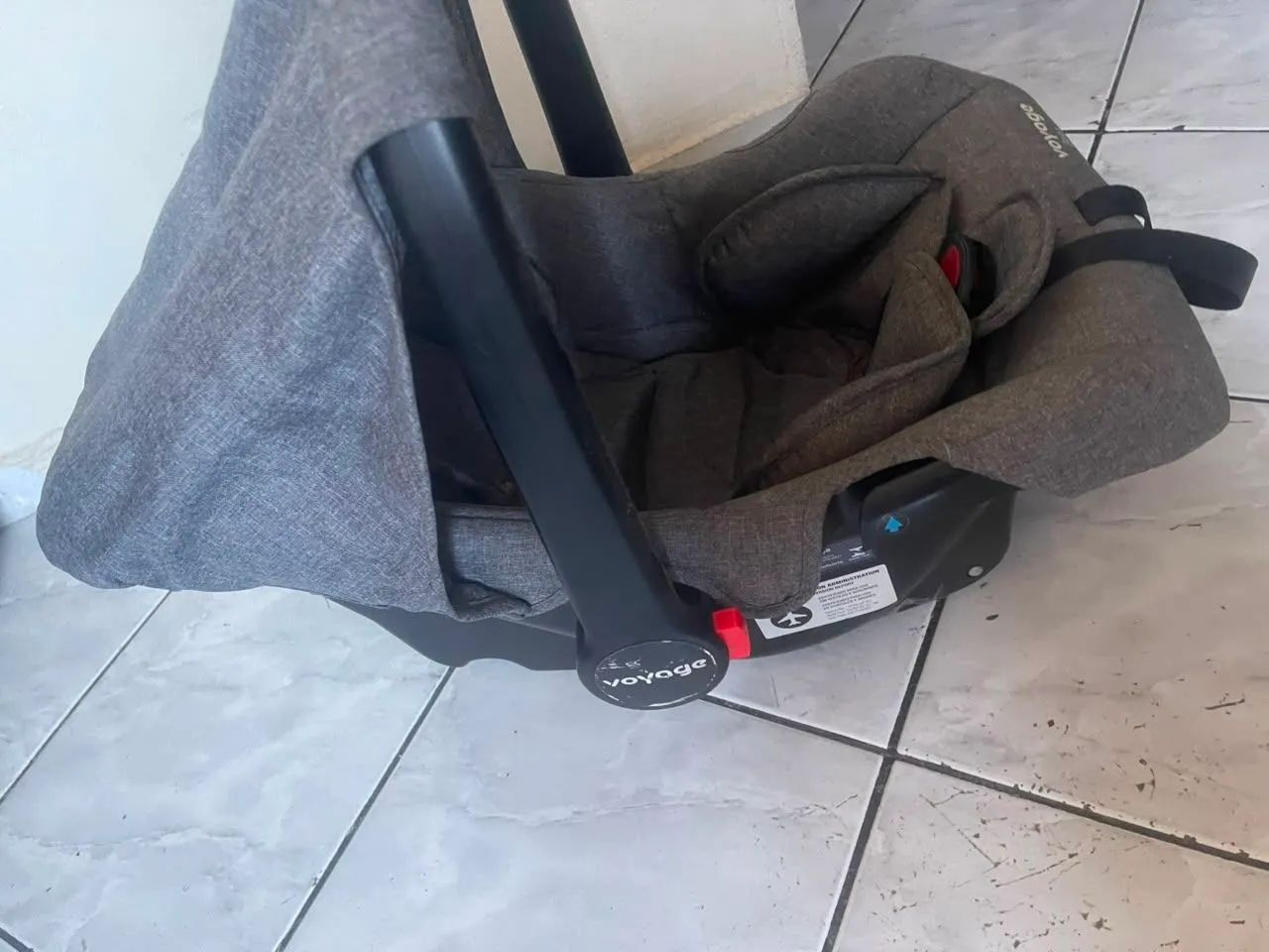 Vende bebê conforto 