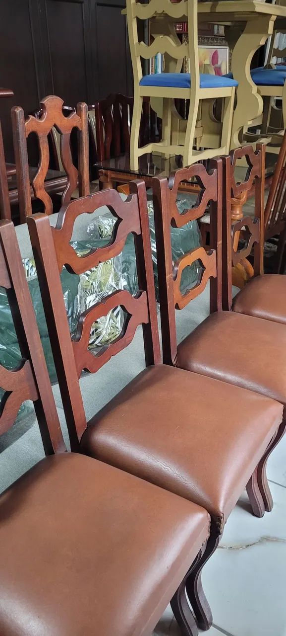 Cadeiras de madeira 210,00 UNIDADE  - Foto 3