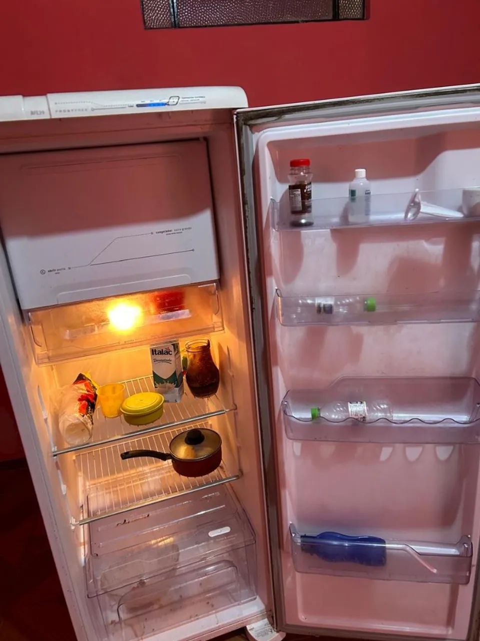 GELADEIRA ELECTROLUX  (CONTATO (91- * )VALOR 300 REAIS  !! - Foto 2