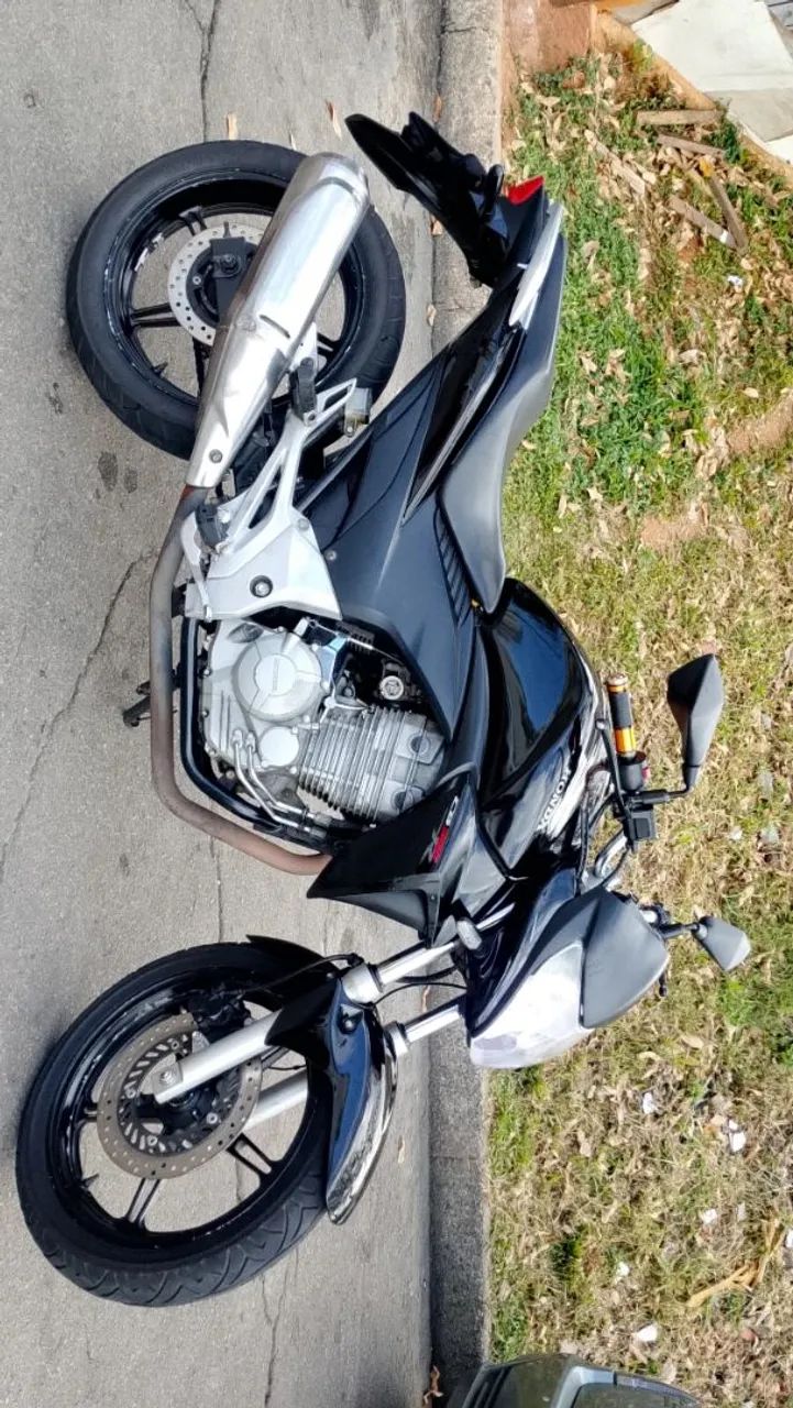 CB 300  - Foto 3