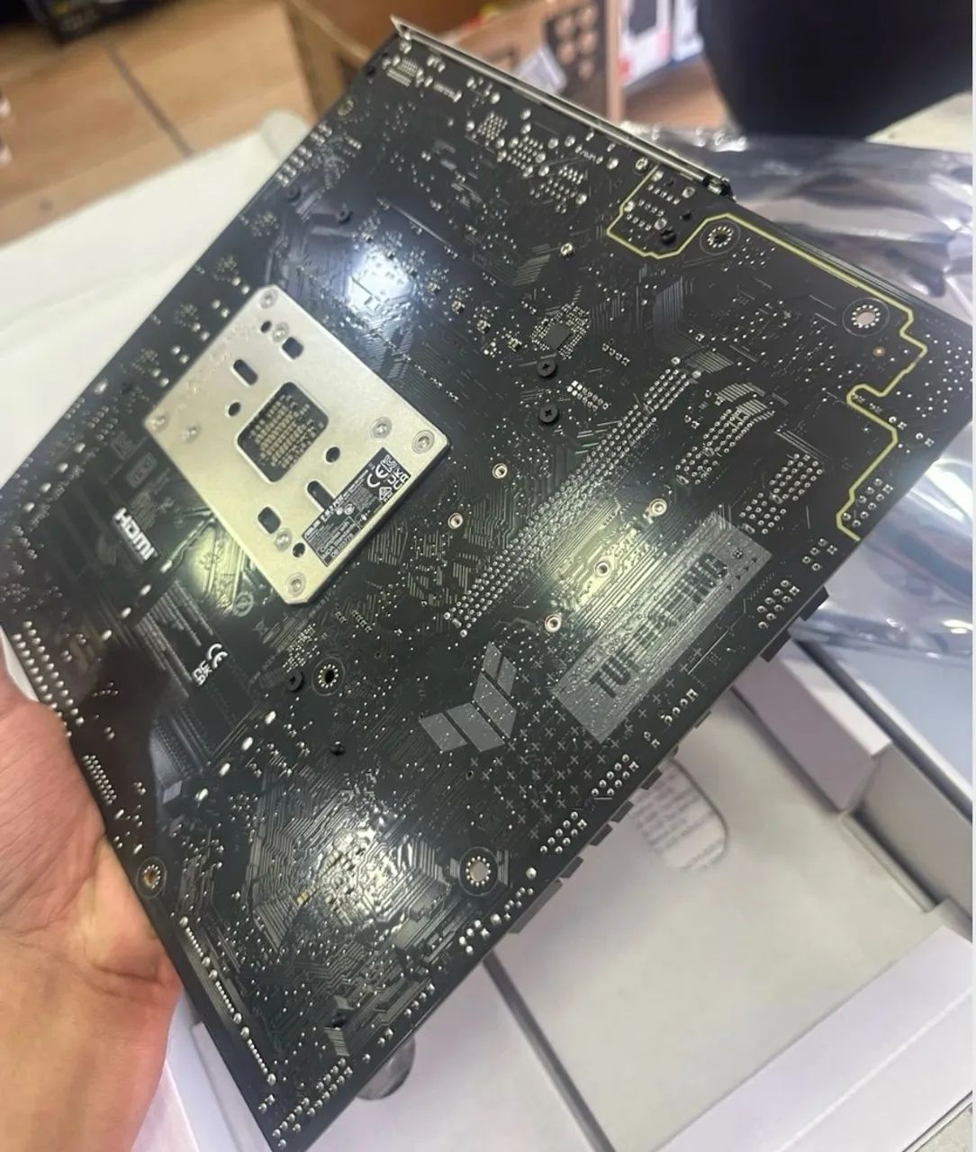 Placa de video asus B650m-e WiFi  - Foto 2