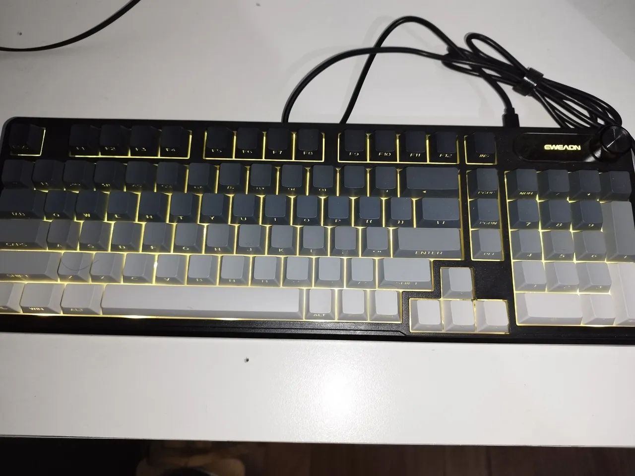 Teclado gamer EWEADN - Foto 2