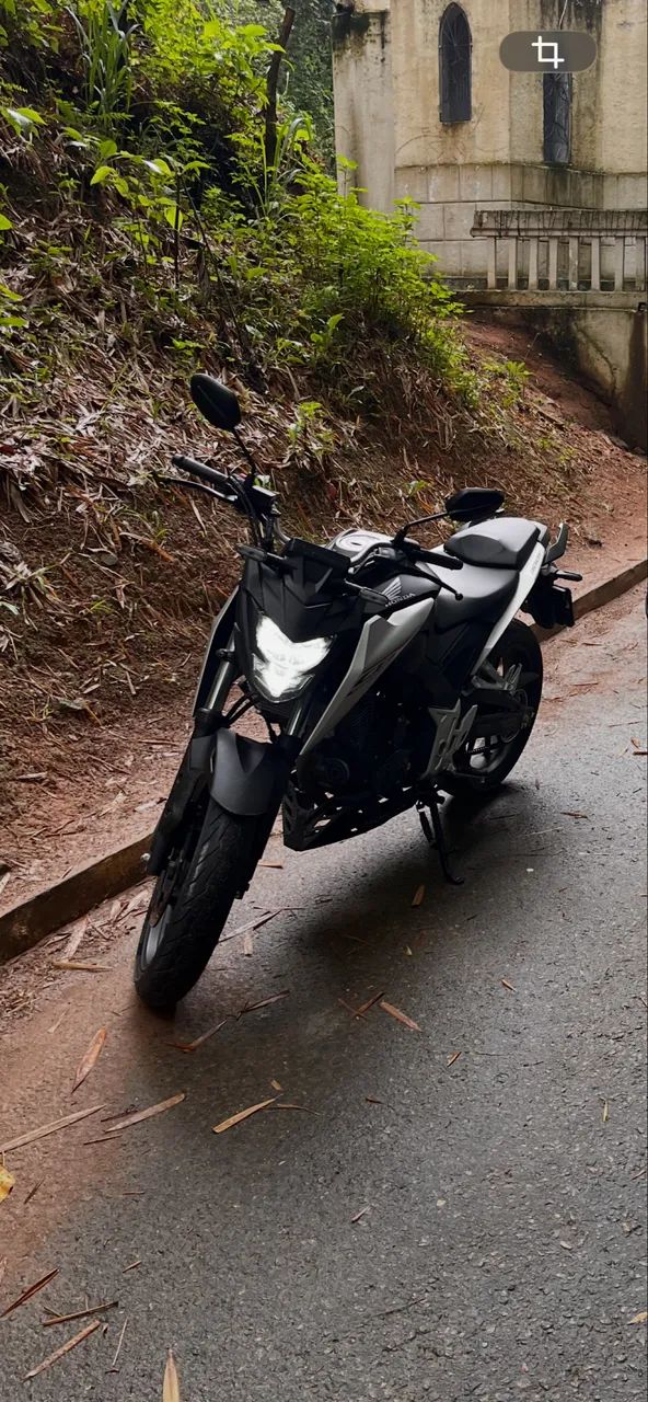 Honda CB300F - Foto 2