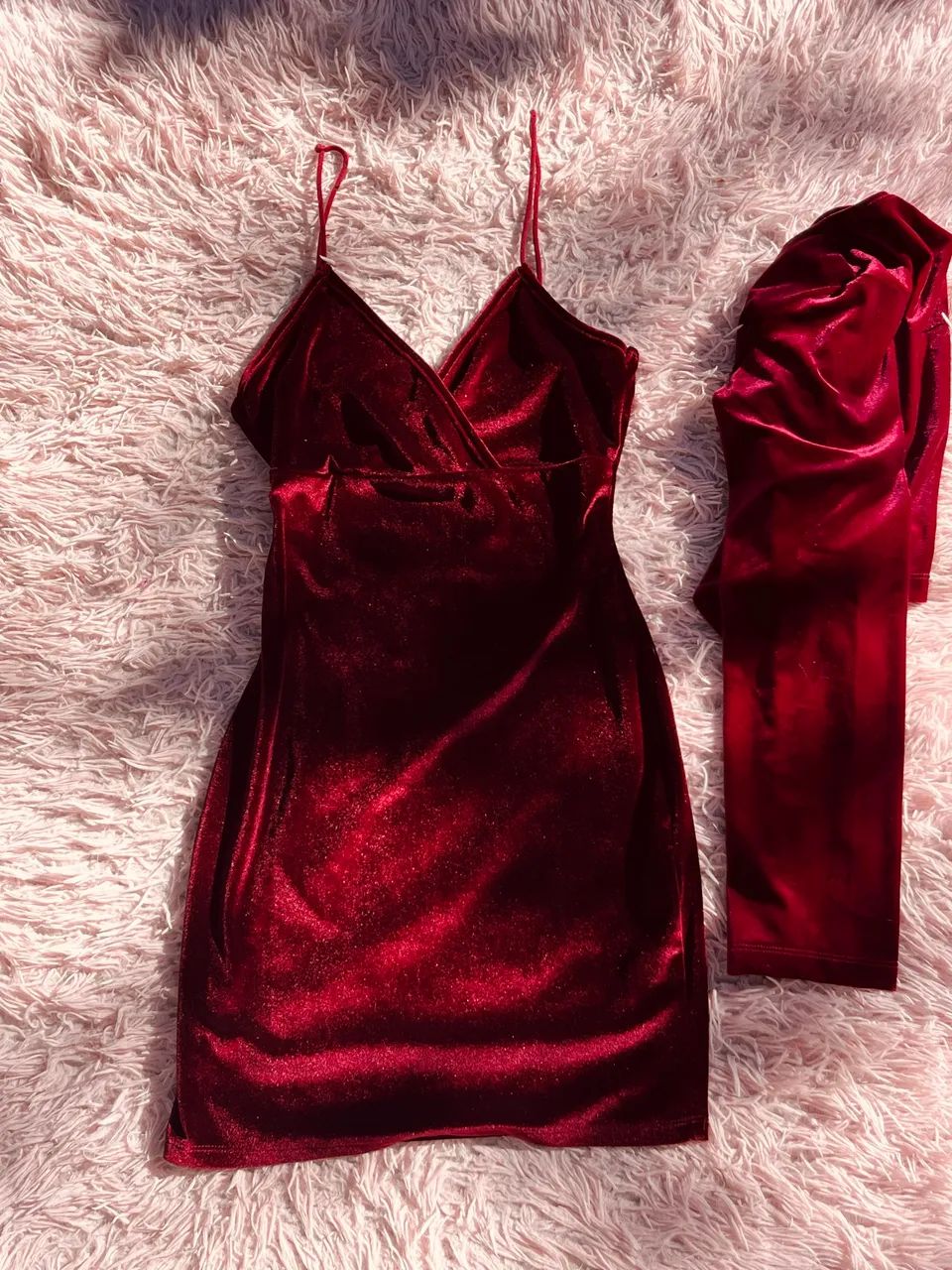 Vestido de veludo vinho