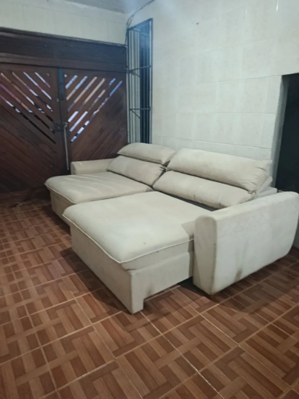 Sofá retrátil de 2,86 semi novo  - Foto 2