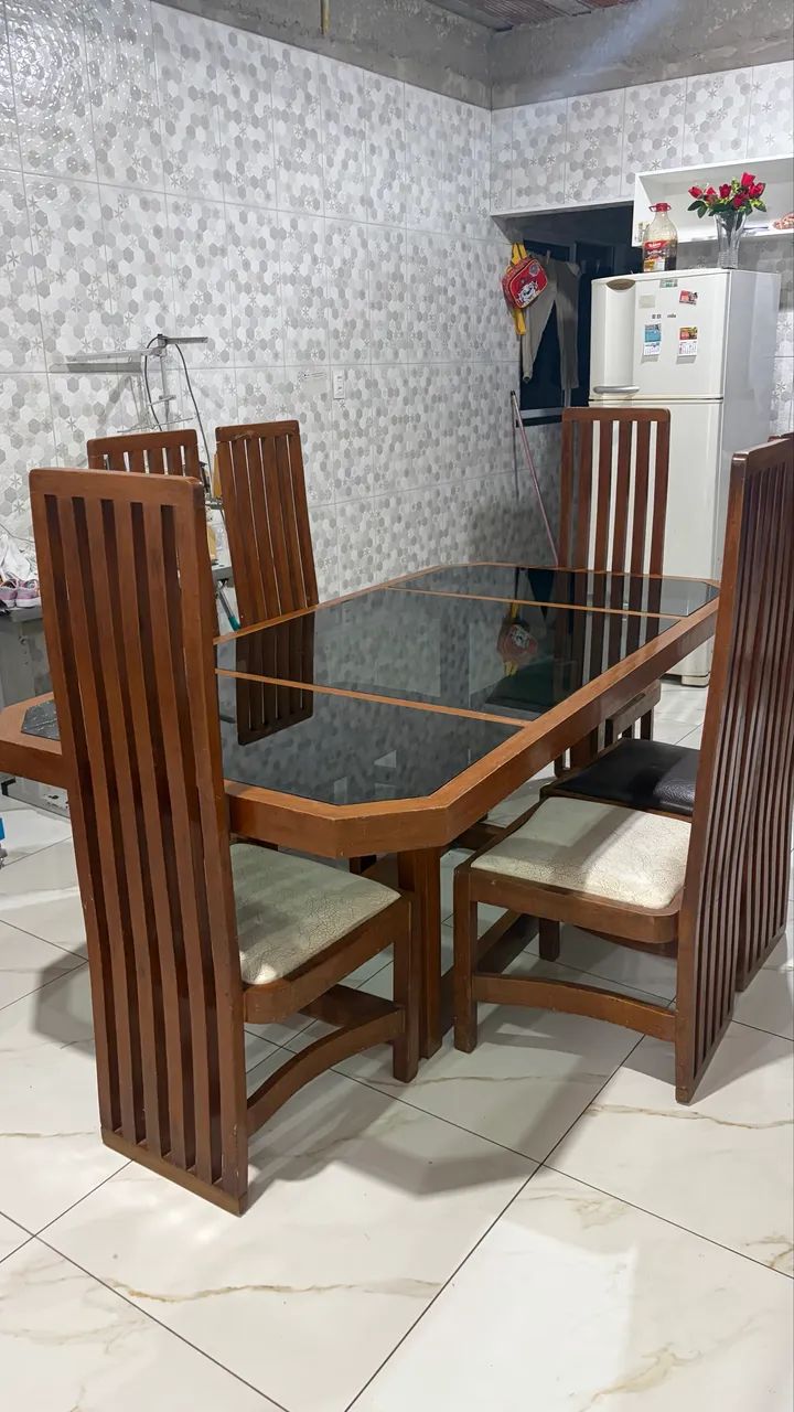 Mesa de vidro 6 cadeiras