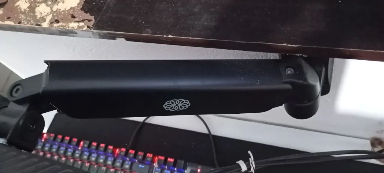 Monitor gigabyte 25' 200hz + braço articulado  - Foto 3