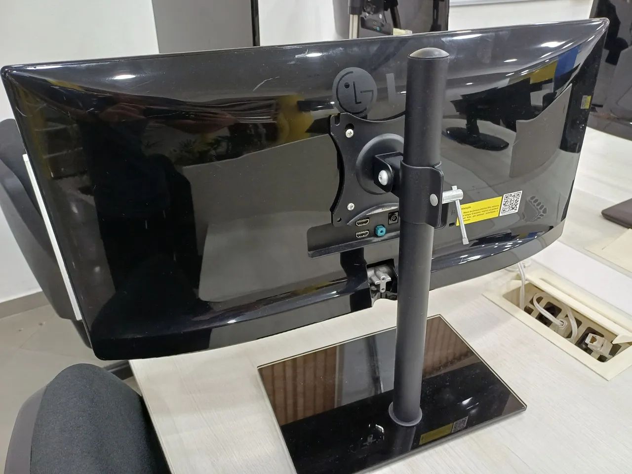 Monitor LG UltraWide 25" IPS Full HD 21:9 - 2x HDMI - Foto 2
