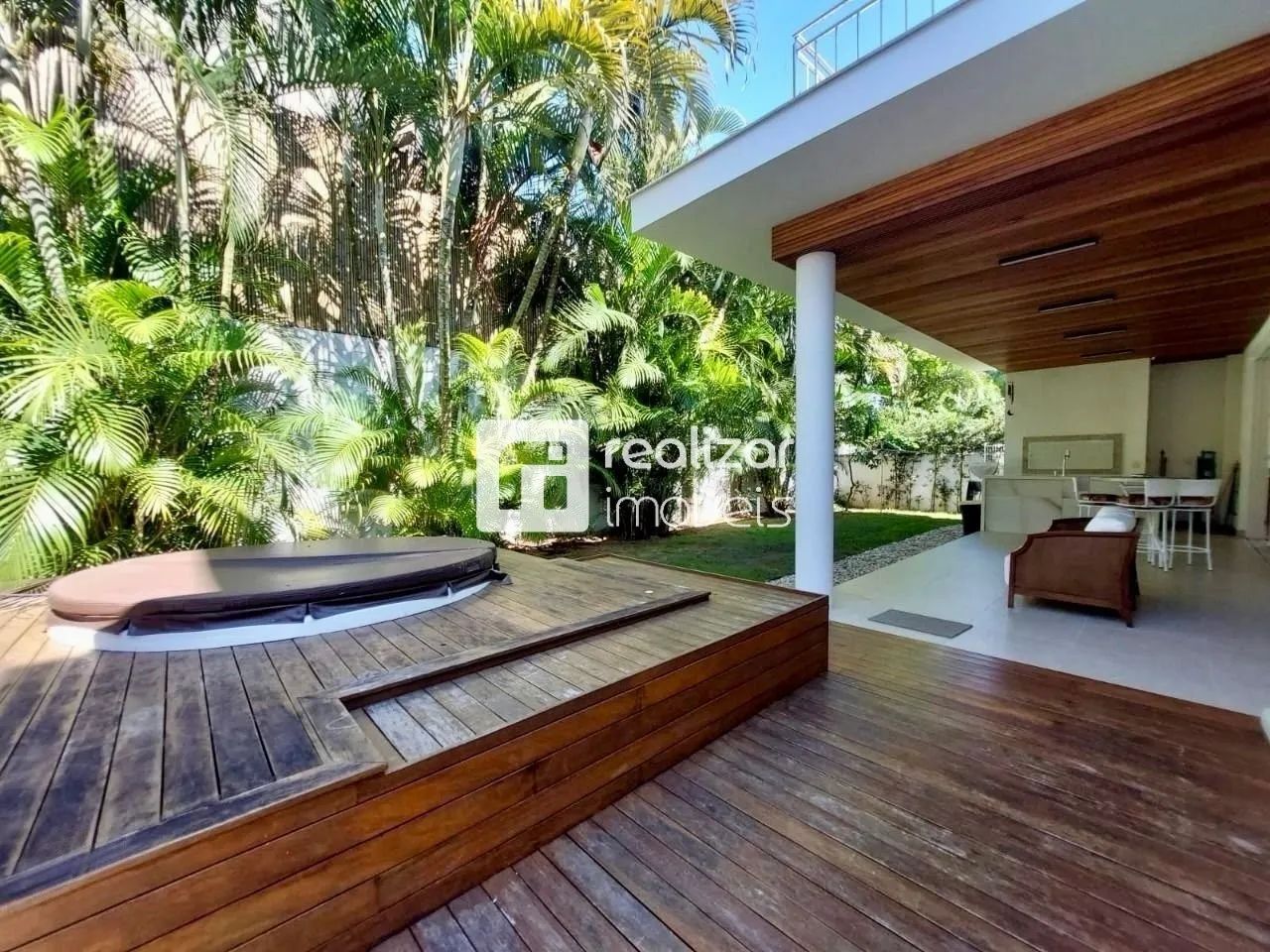 Casa Alto Padrão 4 Suítes no Rio Tavares | Florianópolis - Foto 3