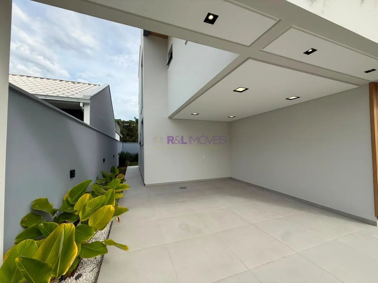 Belíssima casa 138m2 e 3 suítes - Forquilhas, São José - Foto 3