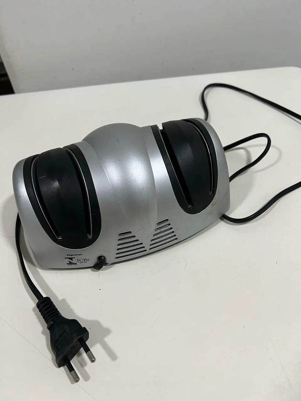 Amolador de facas elétrico