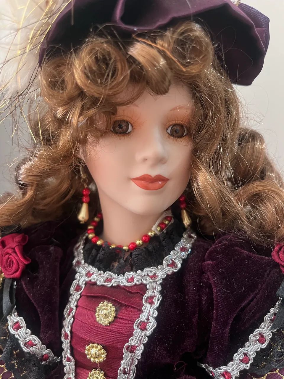 Boneca porcelana dama antiga 45cm - Foto 3