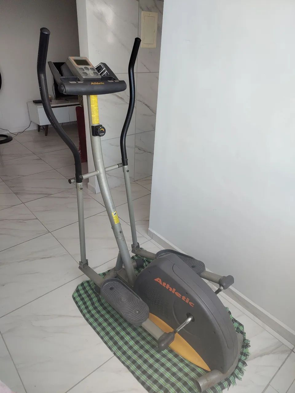 Elíptico profissional 