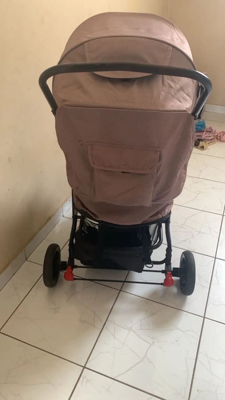 Carrinho de bebê menina  - Foto 2