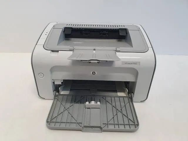 Impressora HP 1102 semi nova 