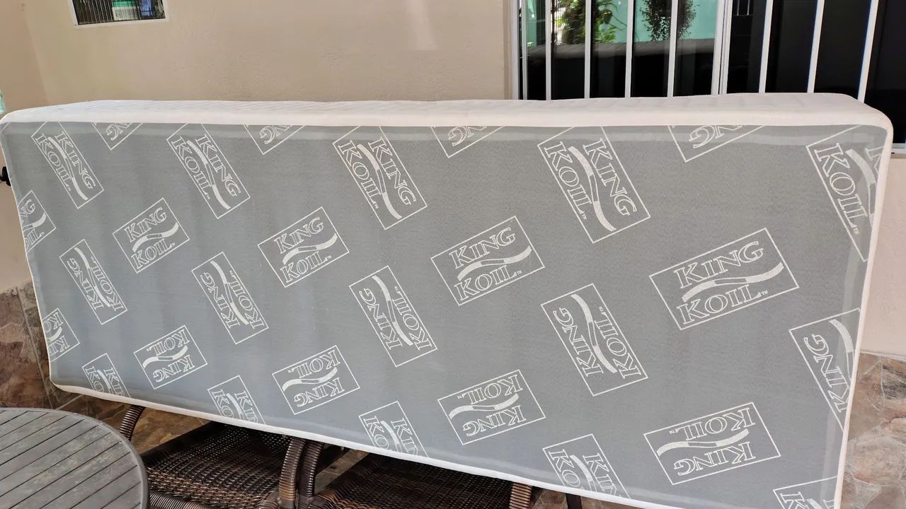 Cama box casal ou 2 de solteiro 