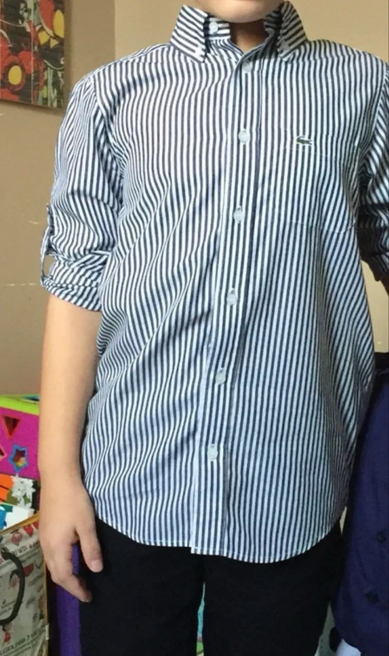 Camisa Lacoste original TAM 10 - Foto 2