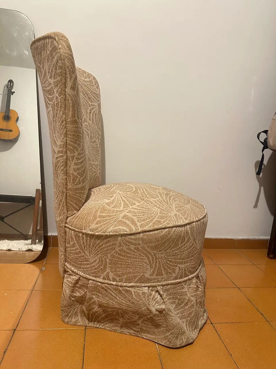 poltrona estofada antiga  - Foto 2