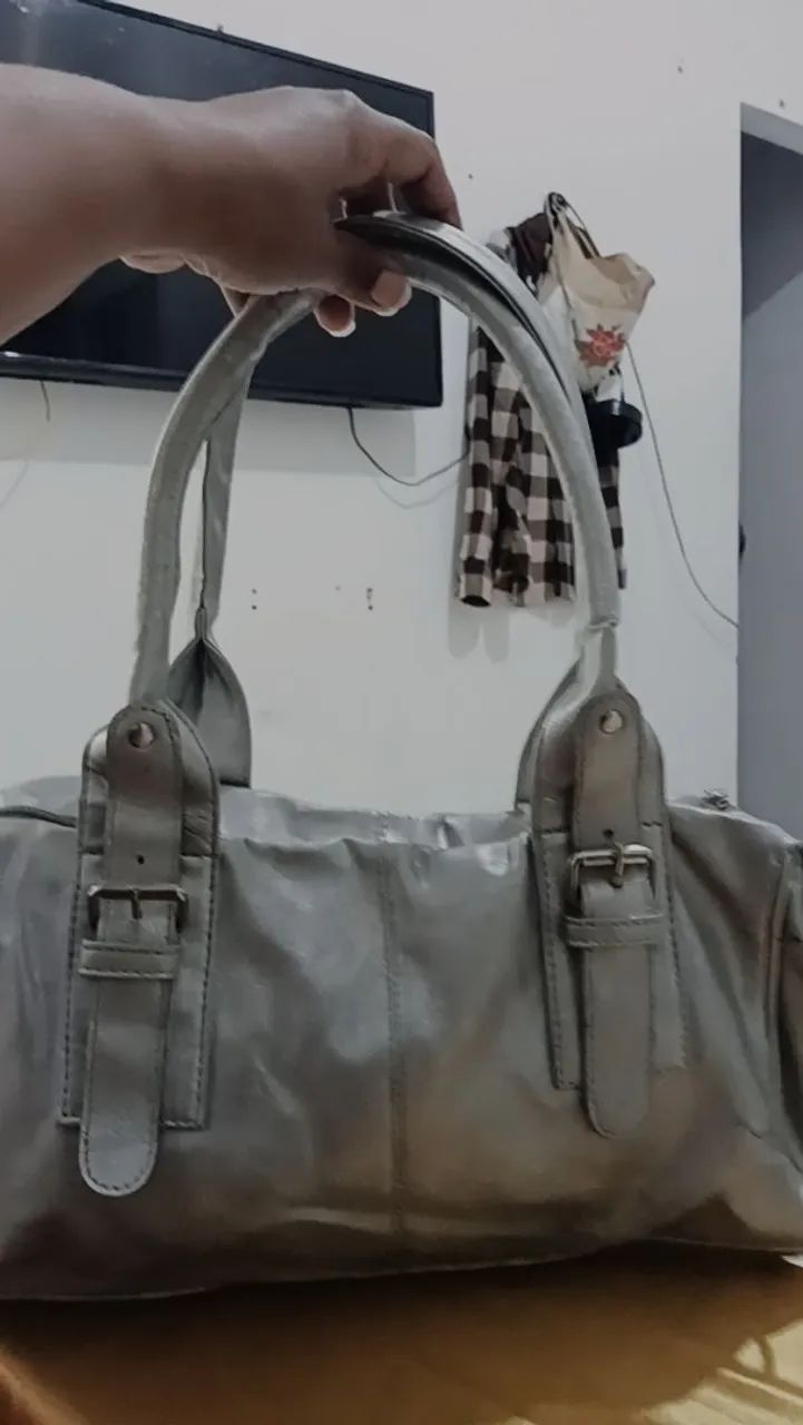 Bolsas lindas e perfeitas com preços variados  - Foto 5