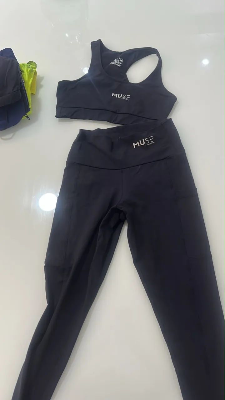 Conjunto Muse - top M e calca P
