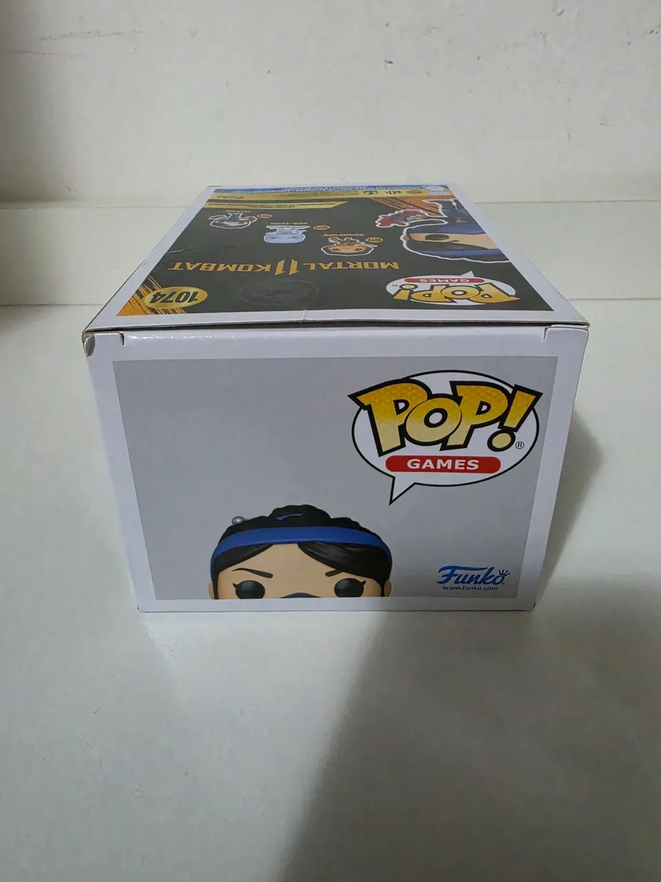Funko Pop Mortal Kombat Kitana #1074 - Foto 4