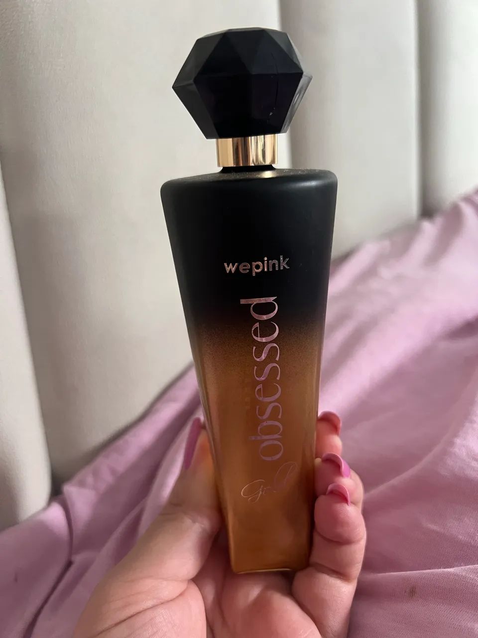 Perfume obssed gold 