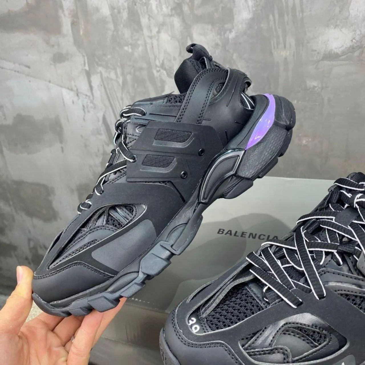 Tênis Balenciaga - Foto 4