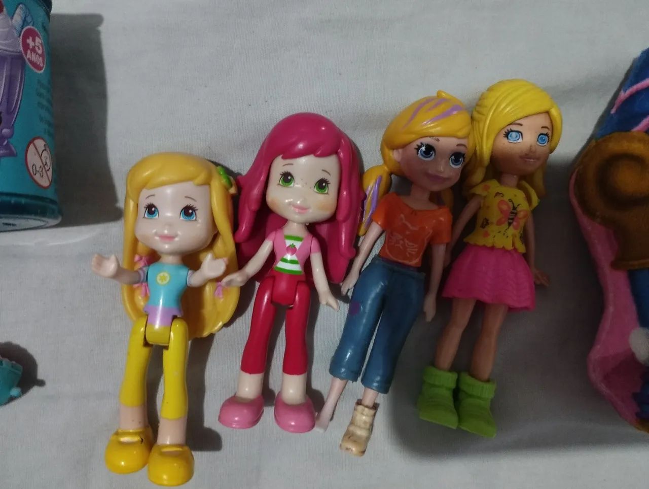Lote de brinquedos bonecas  - Foto 2
