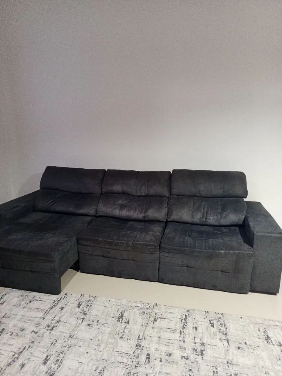 Sofá retrátil cinza chumbo 3,20 mt - Foto 2