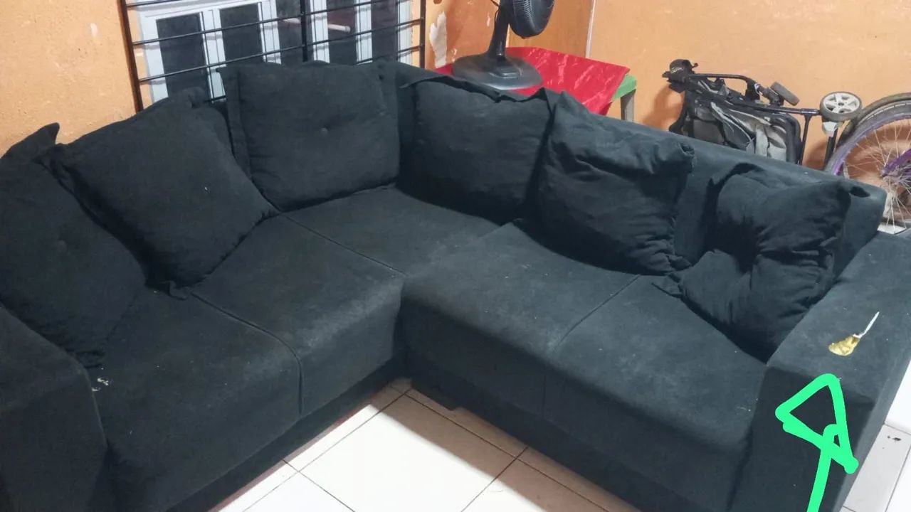 Vende-se um jogo de sofa