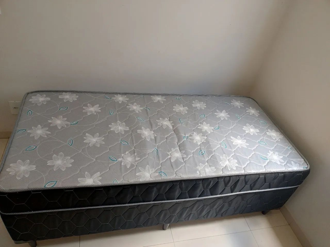 Cama Box Solteiro pouco uso - Foto 4