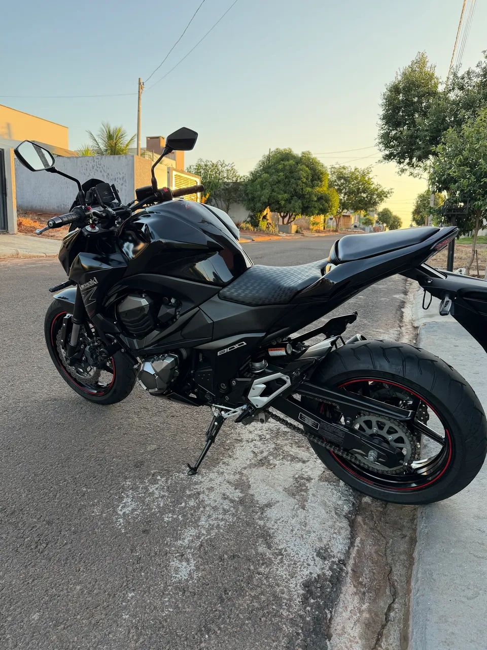 Z800 Preta Baixo KM - Foto 3
