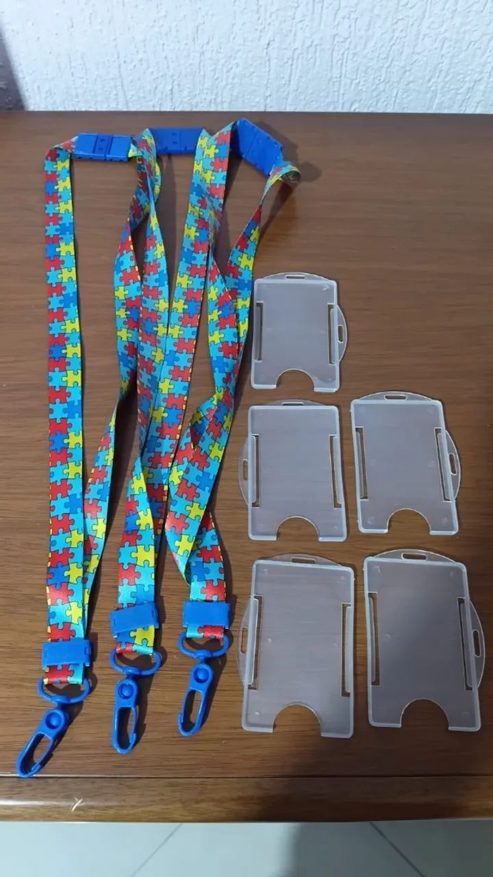 3 cordãos para crachá autista + 5 Porta crachás
