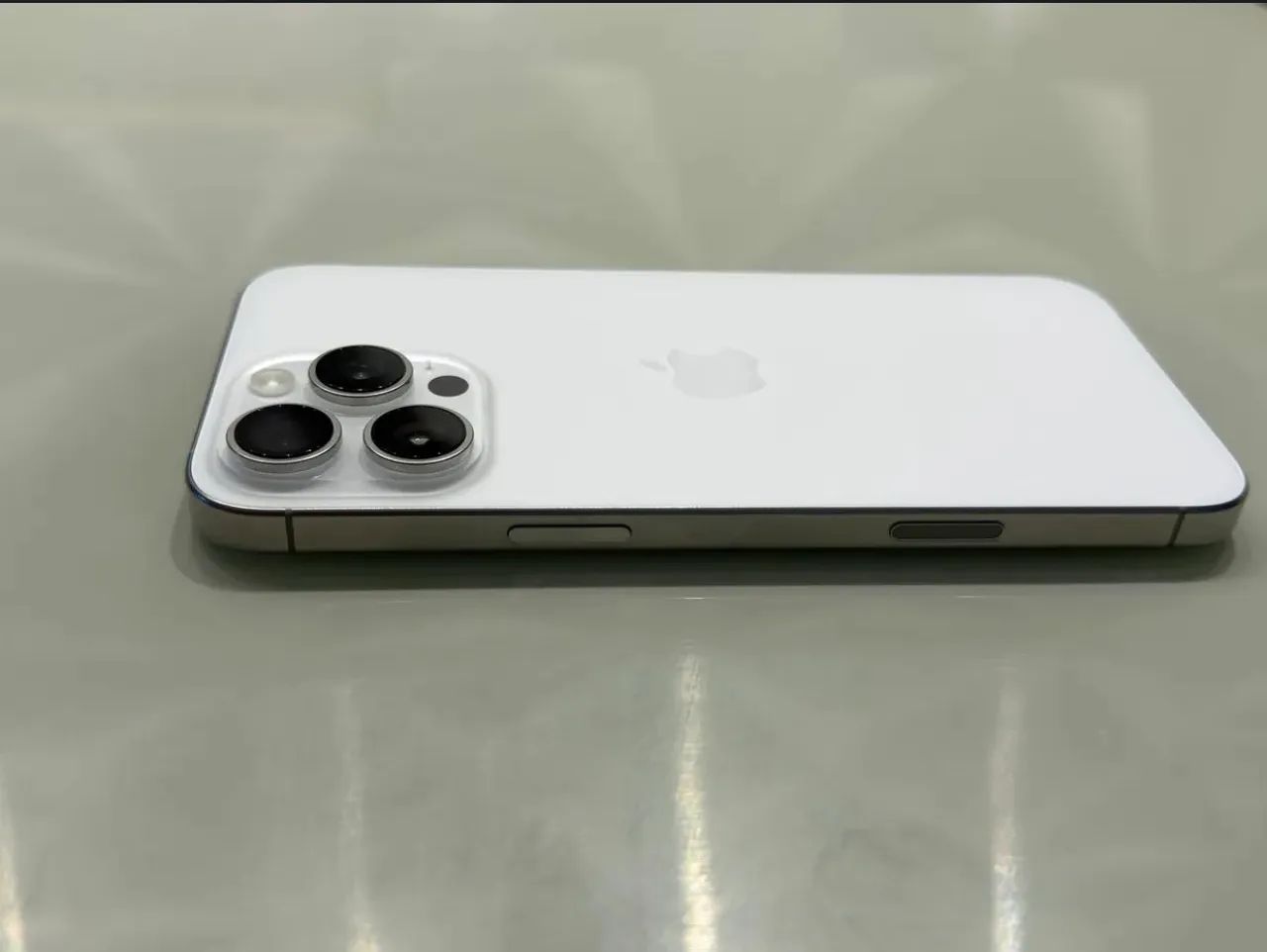 iPhone 16 pro Max  - Foto 3