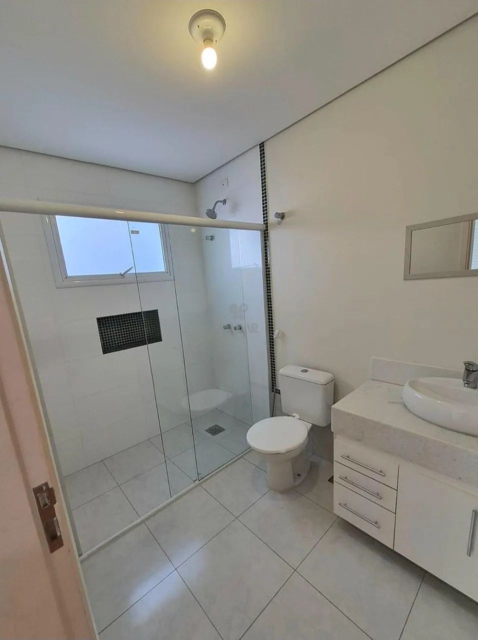 Casa para alugar em Campinas, Swiss Park, com 4 suítes, com 270 m² - Foto 4