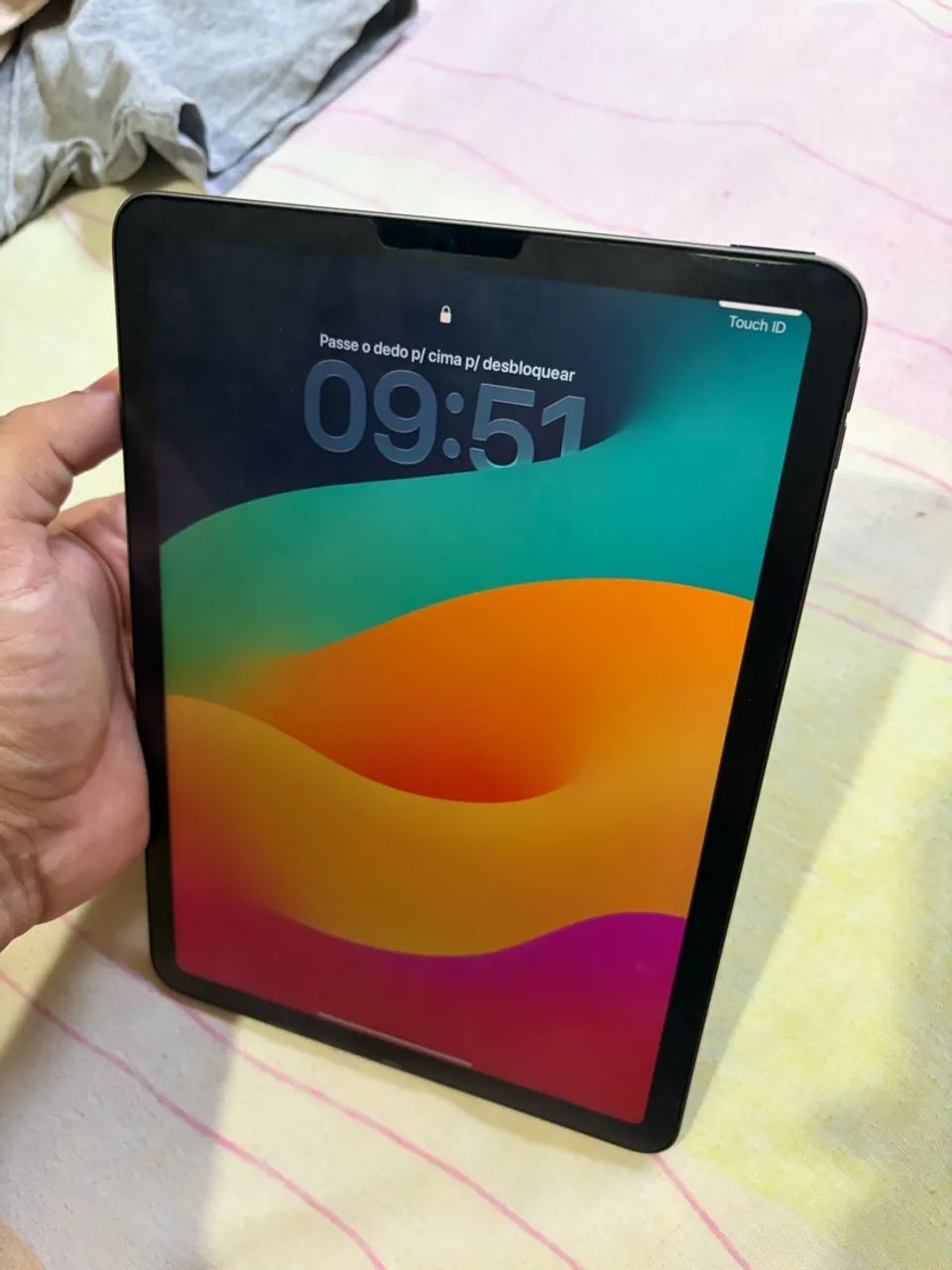 iPad Air 5 64GB Prata