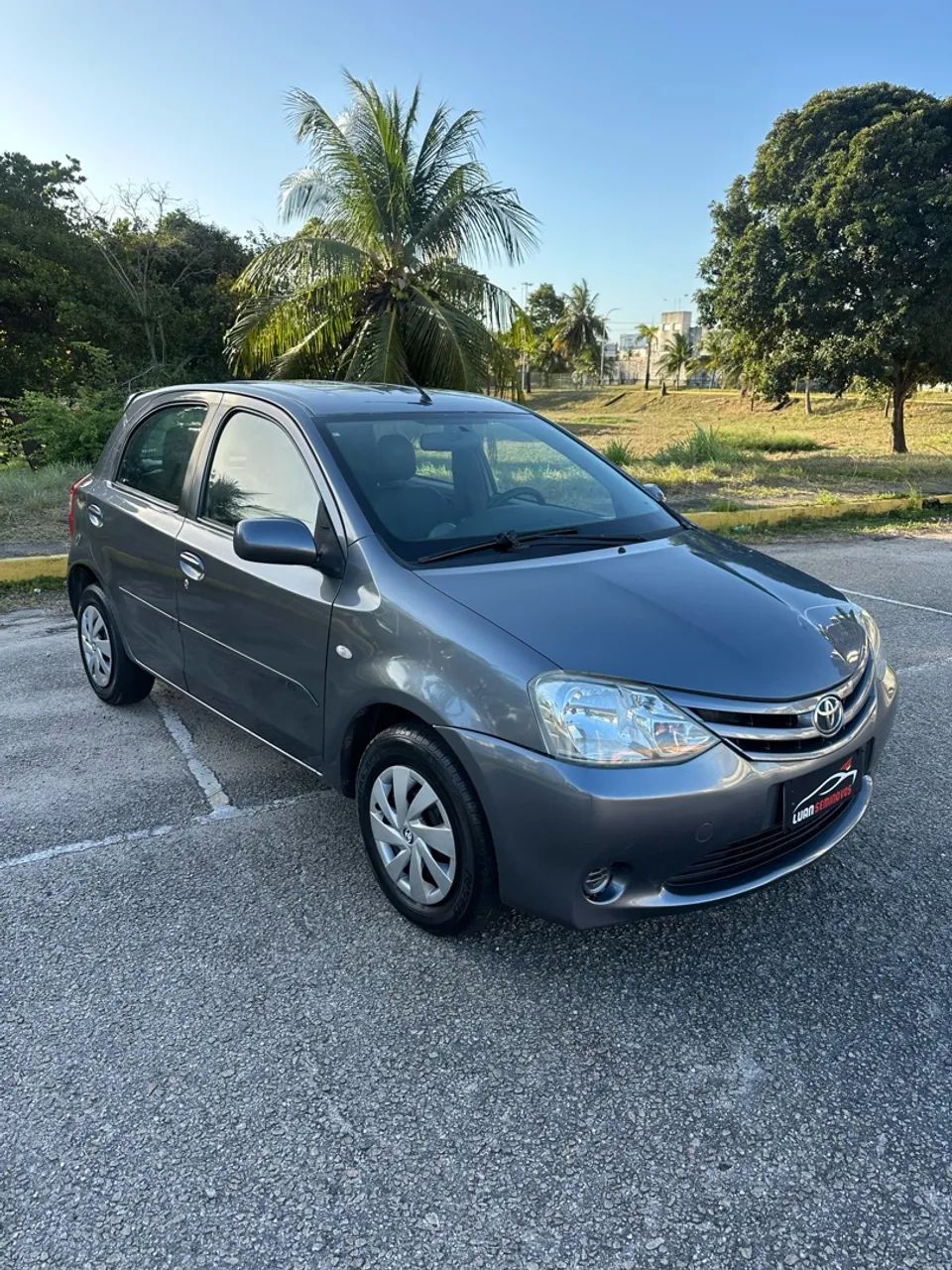 Toyota Etios 1.3 16V FLEX 2013