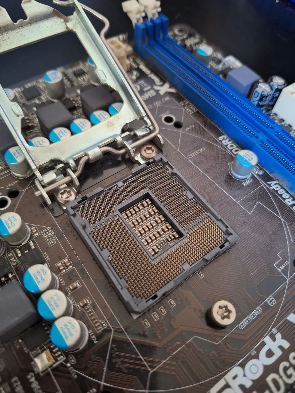 Placa Mãe ASRock H61M-DGS LGA 1155 DDR3 [PROMOÇÃO] - Foto 2