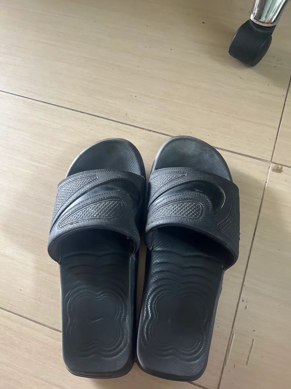 CHINELO CONFORTÁVEL E COM ESTUFA EM BAIXO - Foto 4
