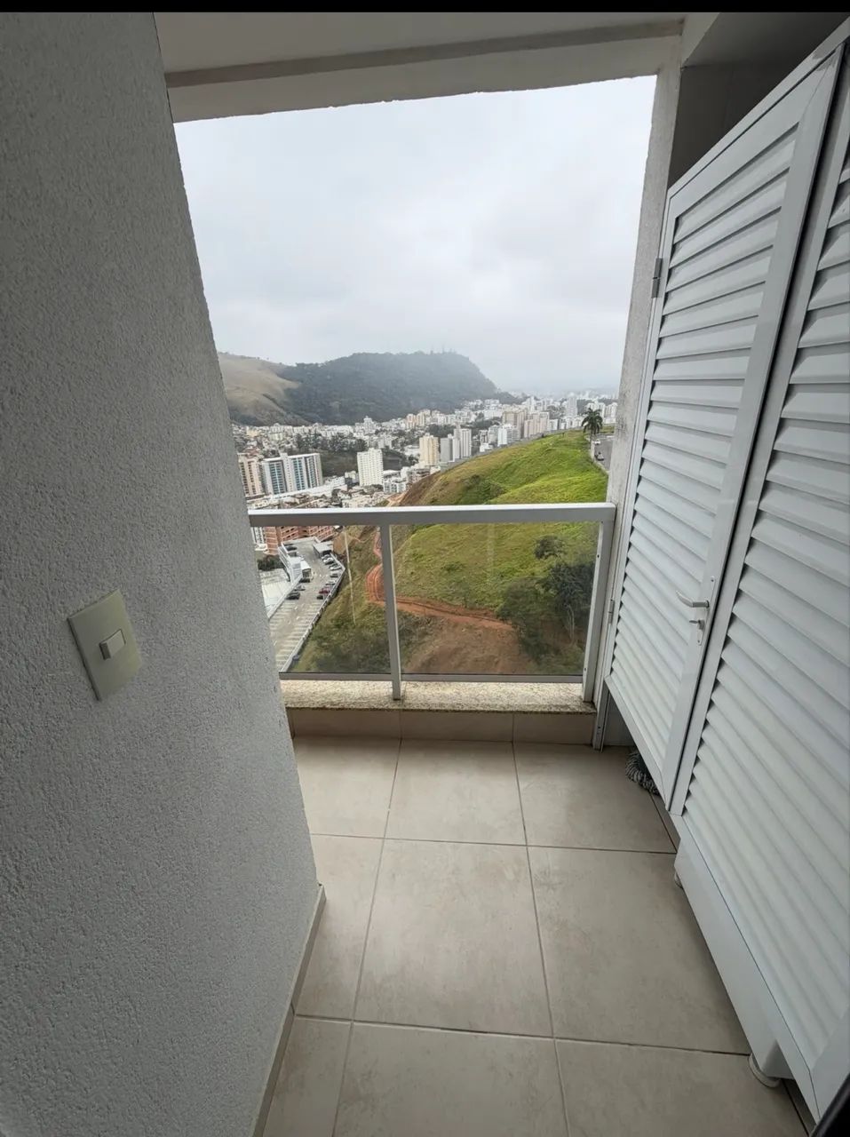 Studio mobiliado com varanda e vista privilegiada no Estrela Sul - Foto 4