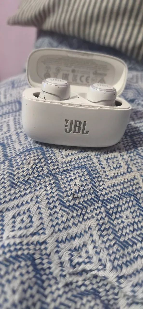 Jbl live 300 tws - Foto 2